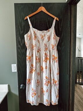 Old Navy White Floral Smocked Dress
